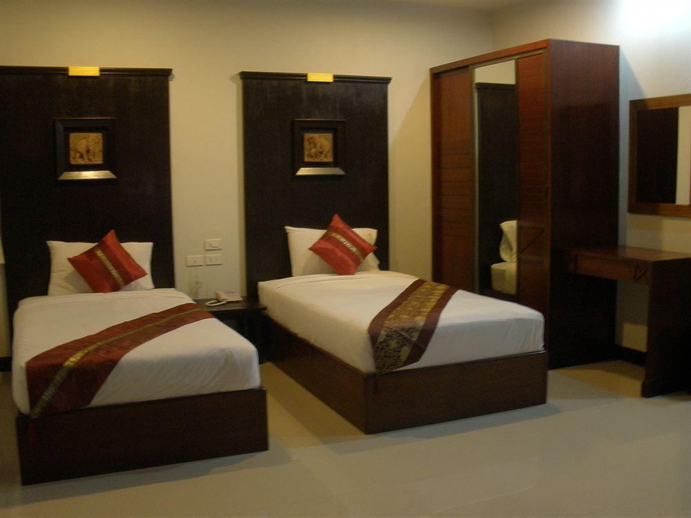 C.A.P Mansion Apartment Phuket Bagian luar foto