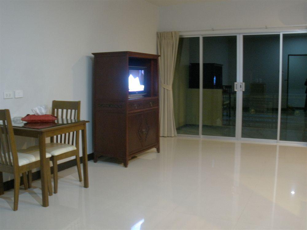 C.A.P Mansion Apartment Phuket Bagian luar foto