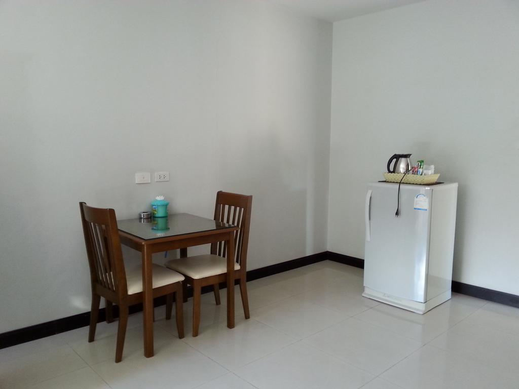 C.A.P Mansion Apartment Phuket Bagian luar foto